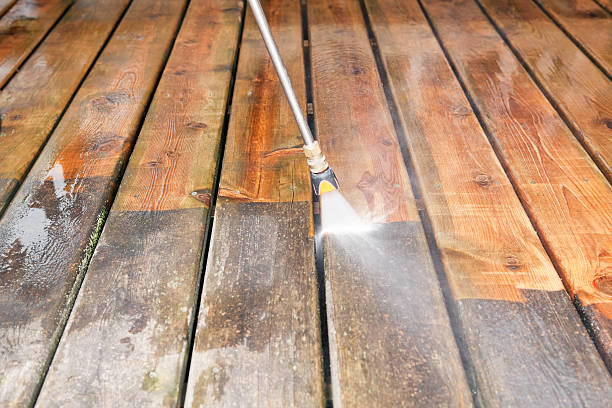 Professional Pressure Washing Services in Three Rivers, CA